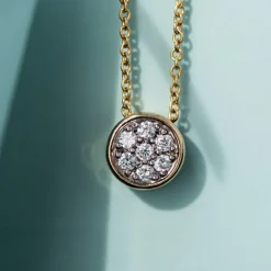 The Chic Pendant